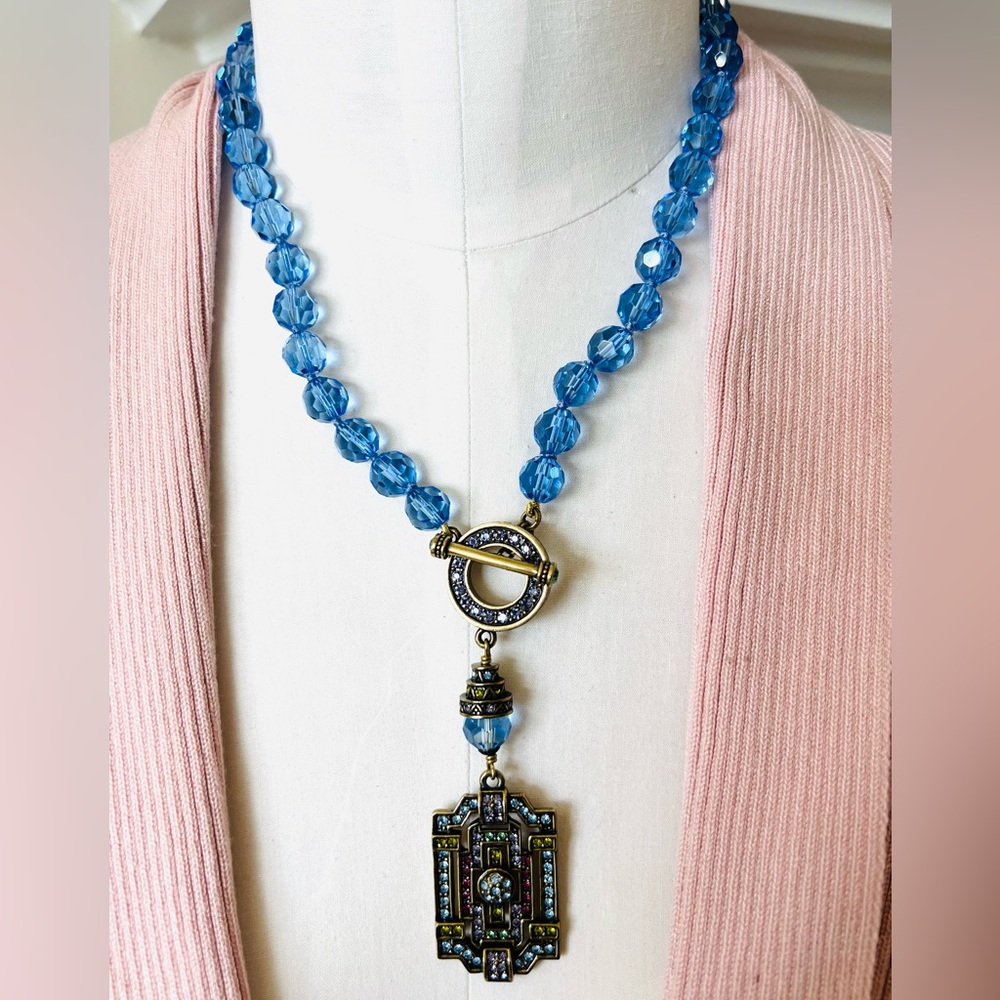 Heidi Daus “Classic Edition” Swarovski Crystal Vintage Blue toggle necklace EUC